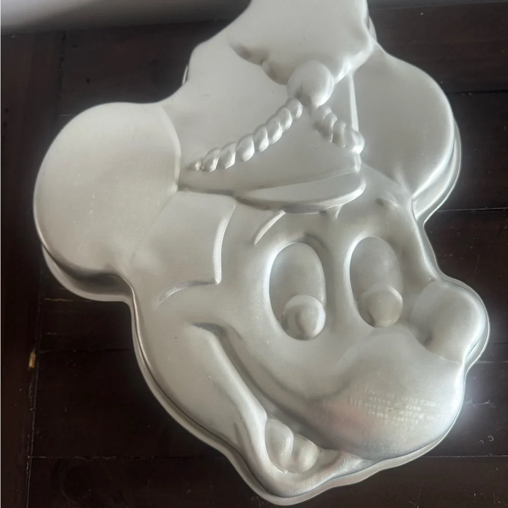 Vintage Wilton Mickey Mouse Cake Pan – Disney, 515-302